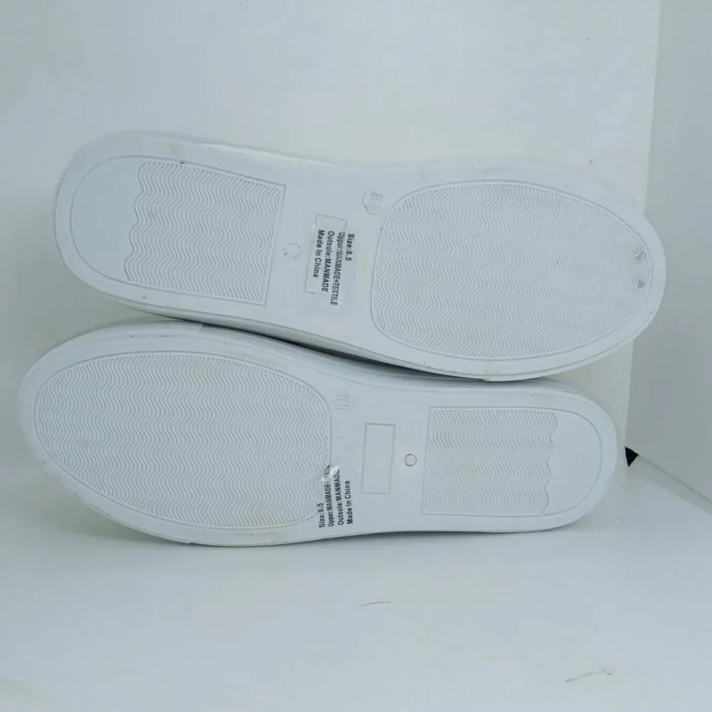 Olivia Miller Women's NEW w/Tags White & Silver PomPom Slip-on Sneakers - 8.5